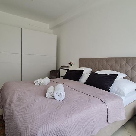 Tulipan Apartman Szegedin Exterior foto