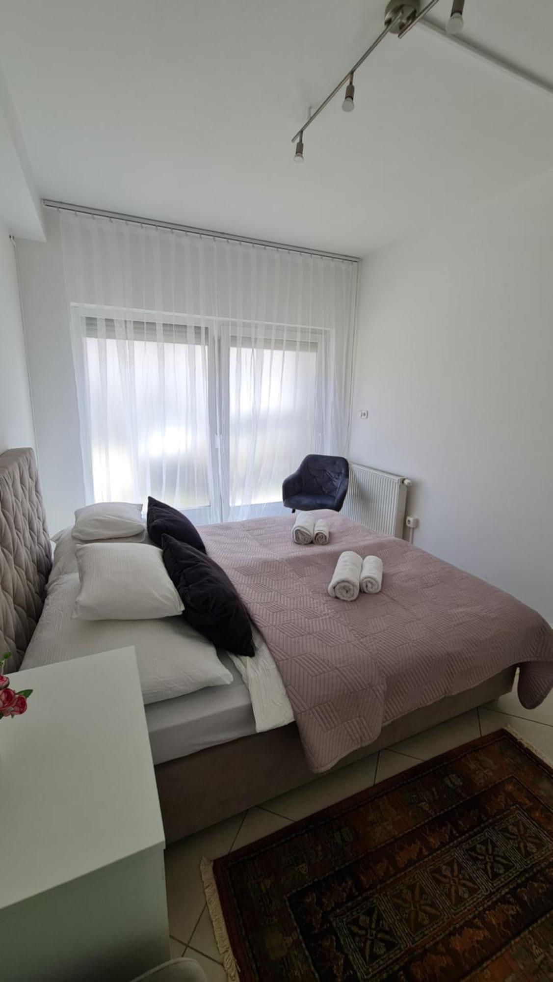 Tulipan Apartman Szegedin Exterior foto