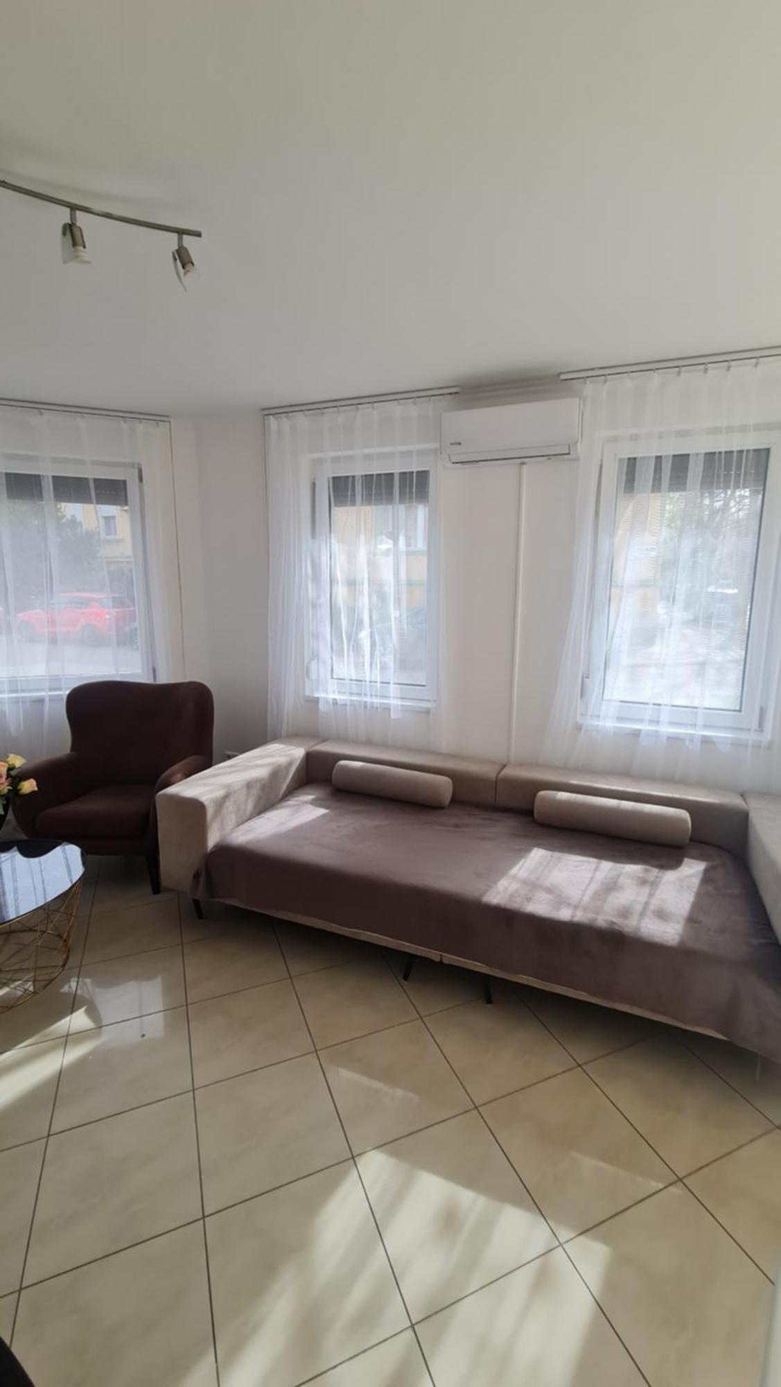 Tulipan Apartman Szegedin Exterior foto